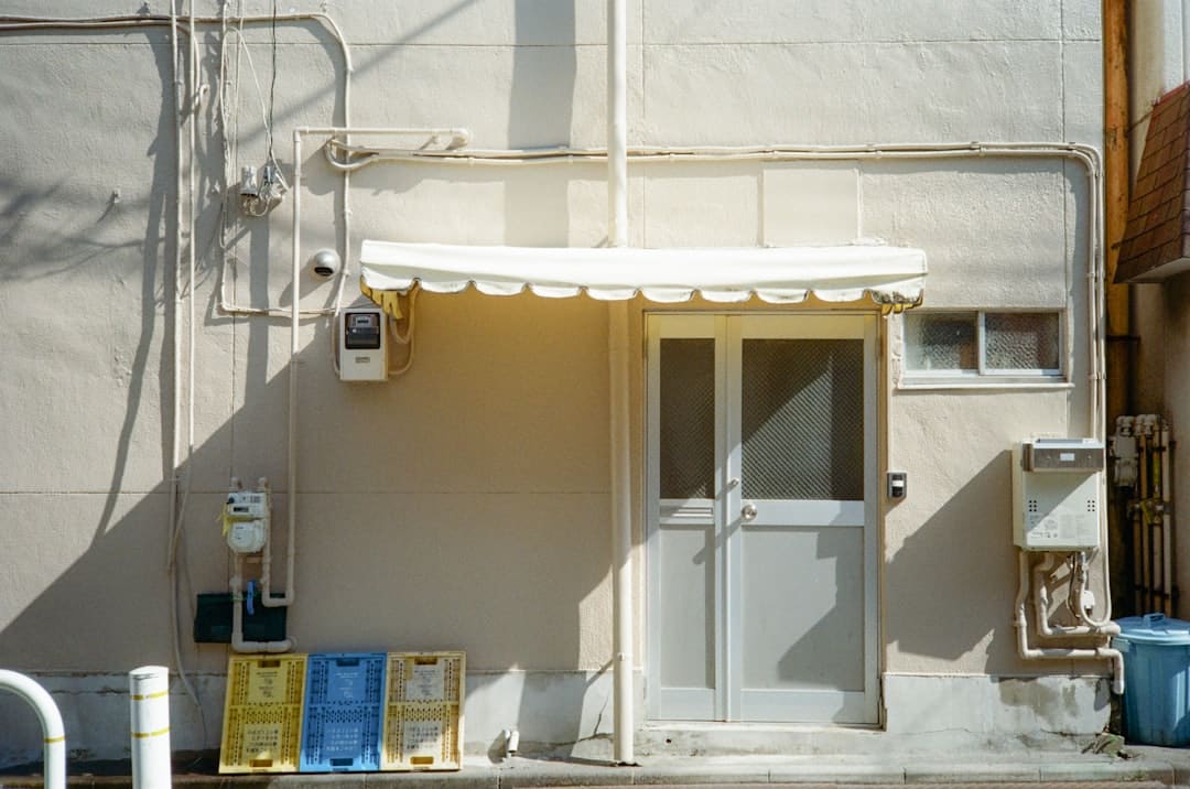 15家美国实体被中方列入出口控制管控名单，商务部回应